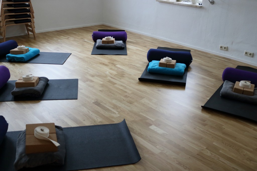 Yin Yoga im Studio in Lütgendortmund